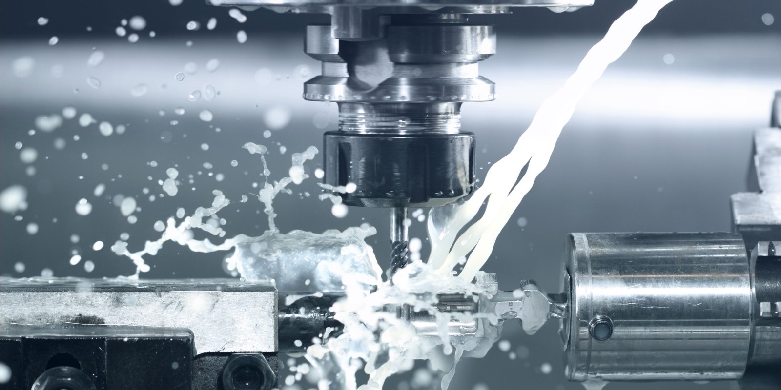 Metalworking и машиностроене